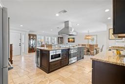 Picture of 2057 Kansas Avenue Ne, St Petersburg, FL 33703