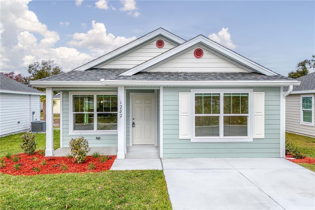 Picture of 1282 Cottage Circle, Tavares, FL 32778