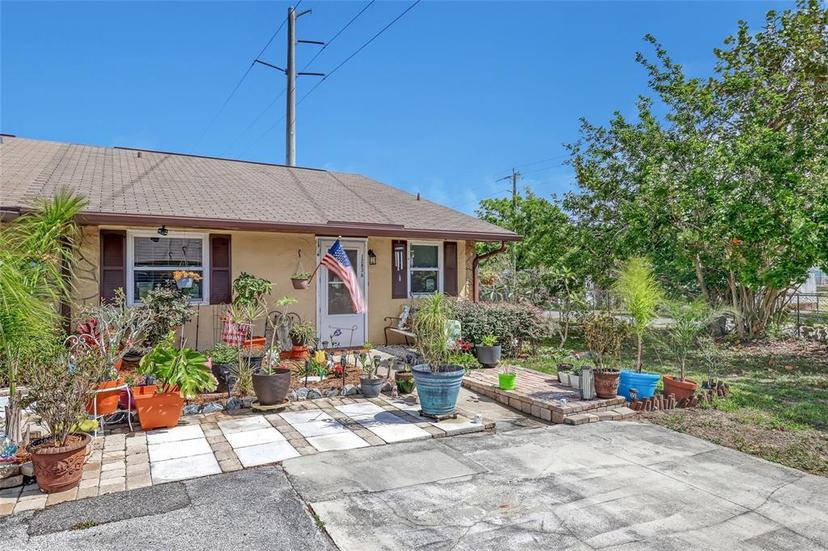 Picture of 1283 Cheney Highway Unit A, Titusville FL 32780