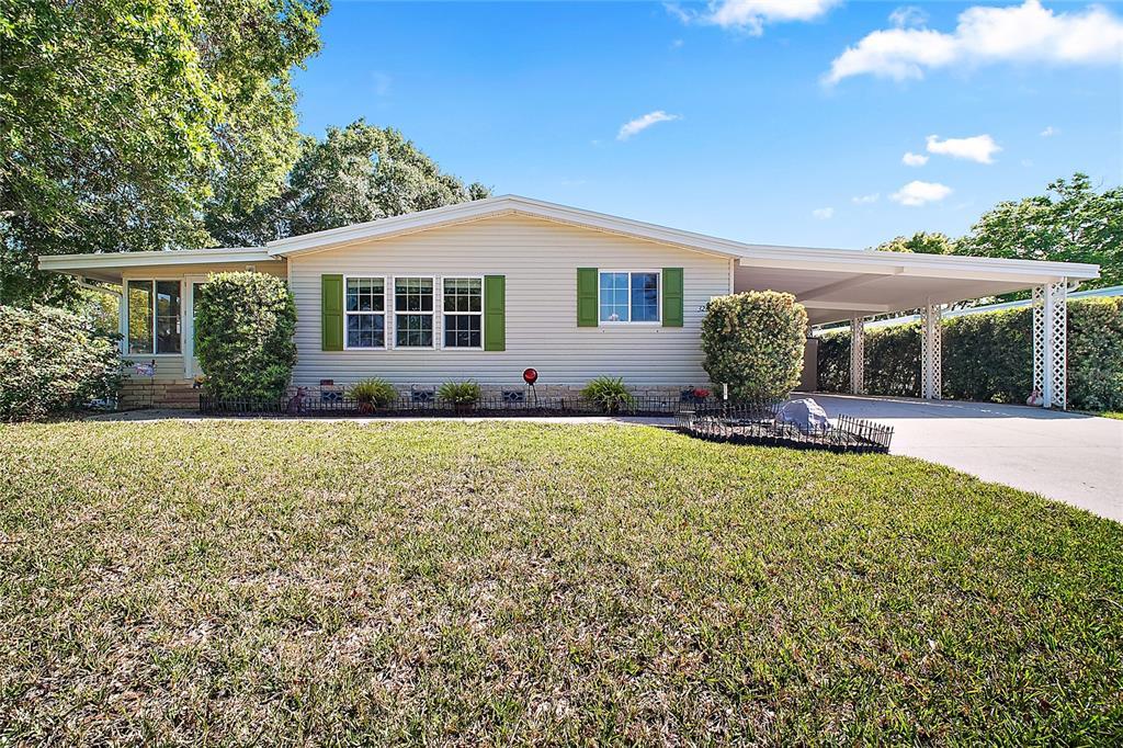 Picture of 3209 Manatee Road, Tavares, FL 32778
