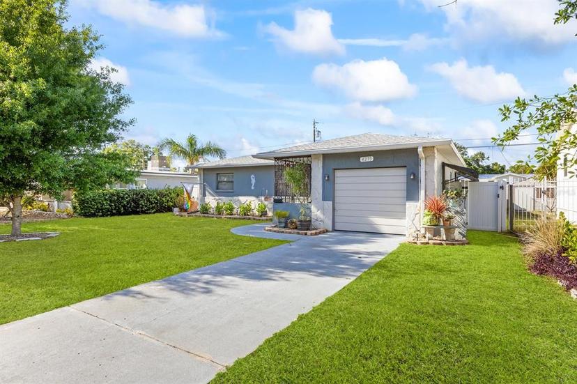 Picture of 4235 Dartmouth Avenue N, St Petersburg FL 33713