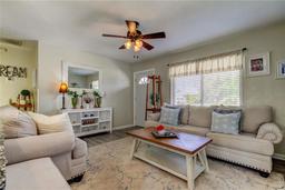 Picture of 1142 56Th Avenue N, St Petersburg, FL 33703