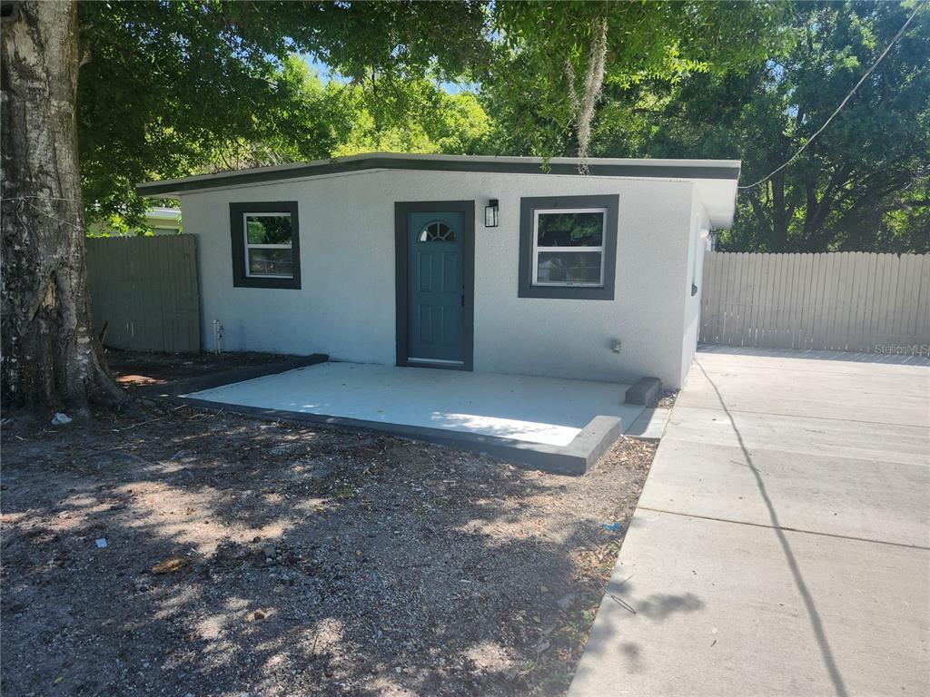 Picture of 825 Lincoln Avenue, Tarpon Springs, FL 34689