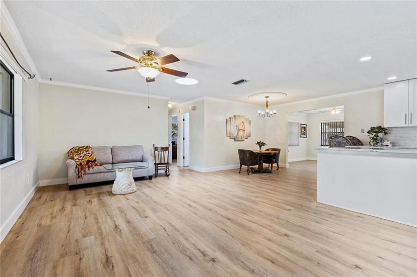Picture of 1855 Pine Tree Drive, Edgewater FL 32141