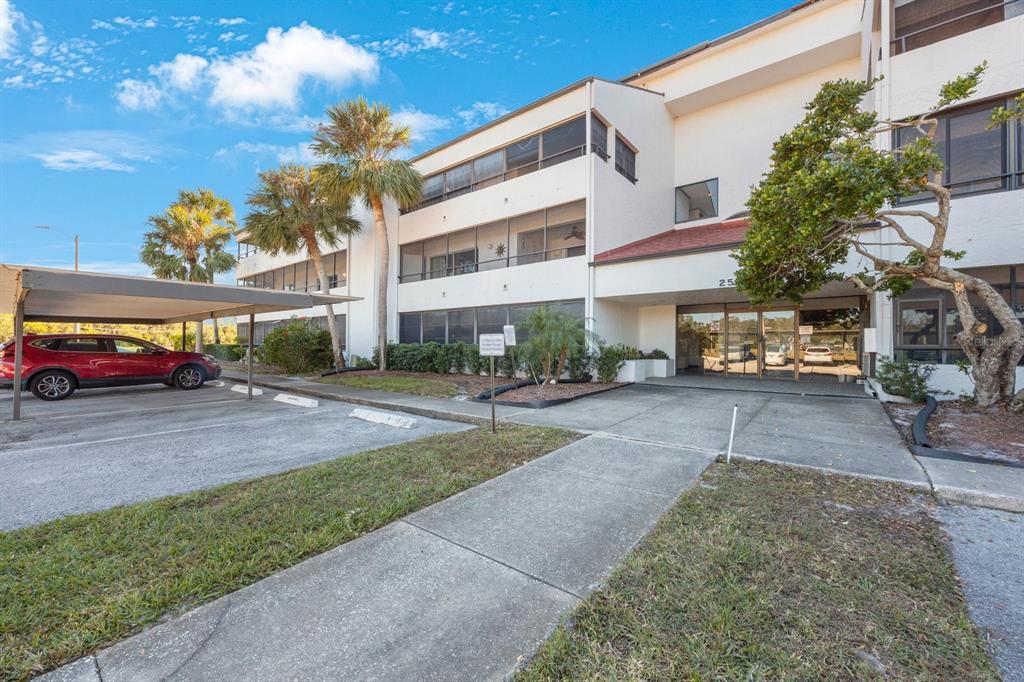 Picture of 2579 Countryside Boulevard Unit 1210, Clearwater, FL 33761