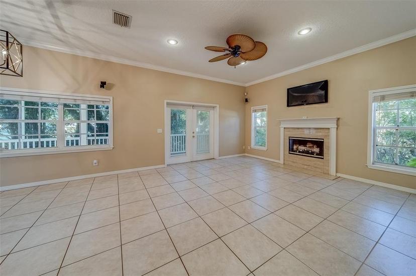 Picture of 11386 Churchhill Trail, Seminole FL 33772