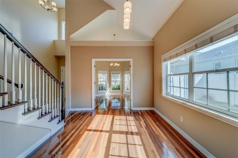 Picture of 11386 Churchhill Trail, Seminole FL 33772