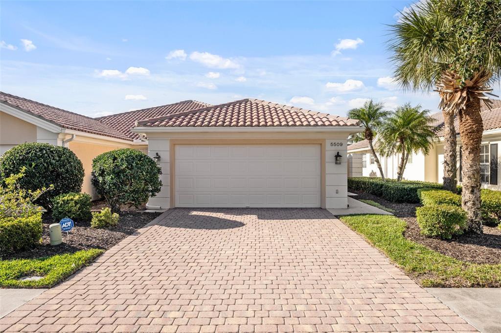 Picture of 5509 Avellino Place, Sarasota, FL 34238
