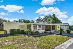 Picture of 20 Hawaiian Way, Leesburg, FL 34788
