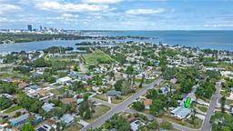 Picture of 3997 Porpoise Drive Se, St Petersburg, FL 33705