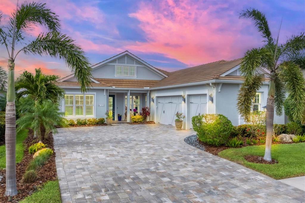 Picture of 8258 Grande Shores Drive, Sarasota, FL 34240