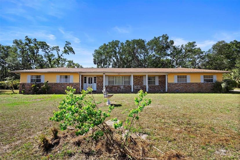 Picture of 2919 Griffin Road, Leesburg FL 34748
