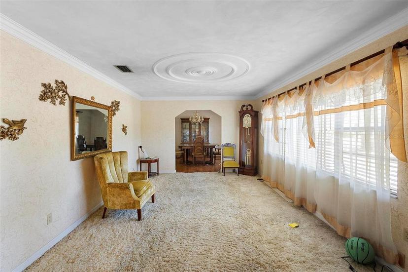 Picture of 2919 Griffin Road, Leesburg FL 34748