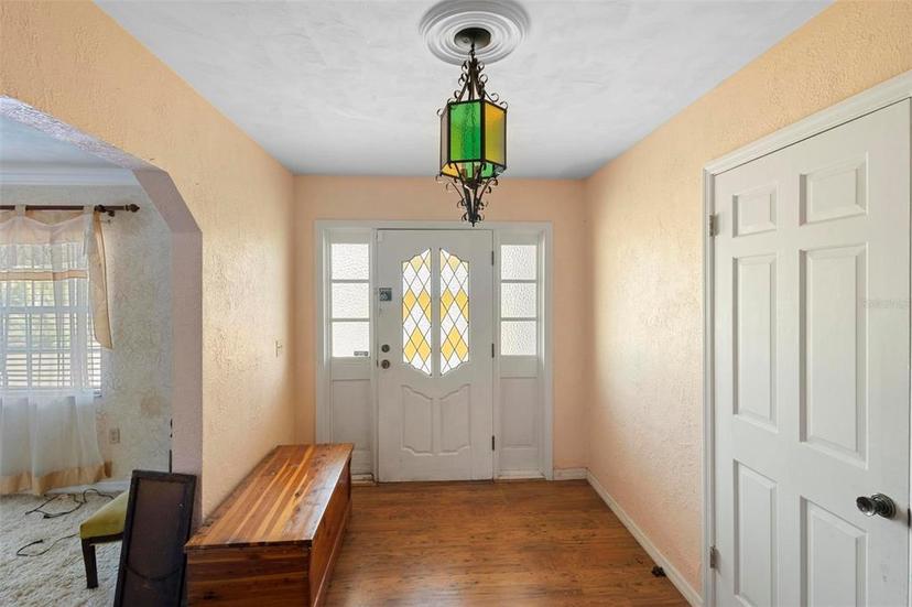 Picture of 2919 Griffin Road, Leesburg FL 34748