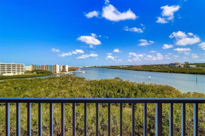 Picture of 19451 Gulf Boulevard Unit 506, Indian Shores FL 33785