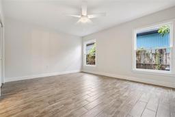 Picture of 805 E Elm Street, Tampa, FL 33604
