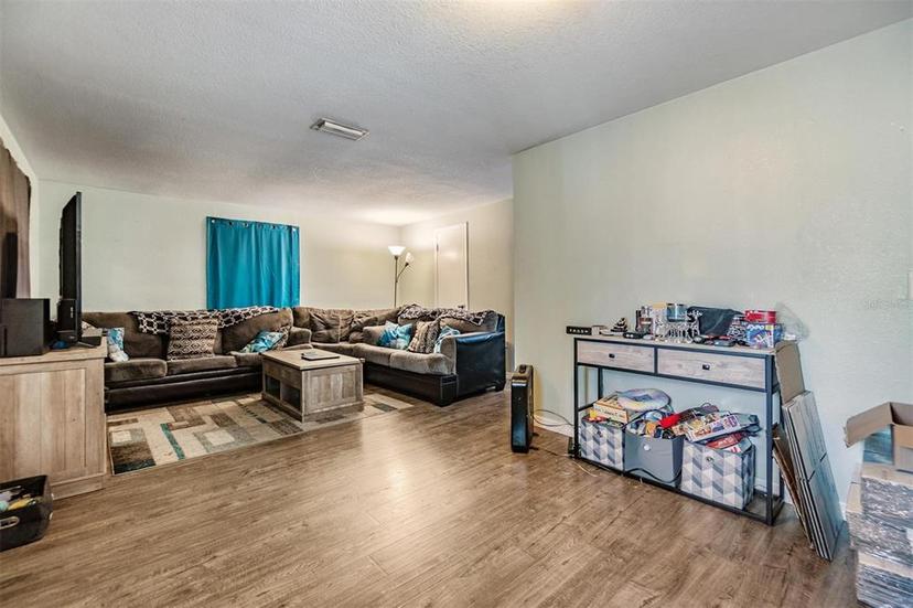 Picture of 4019 E Clifton Street, Tampa FL 33610
