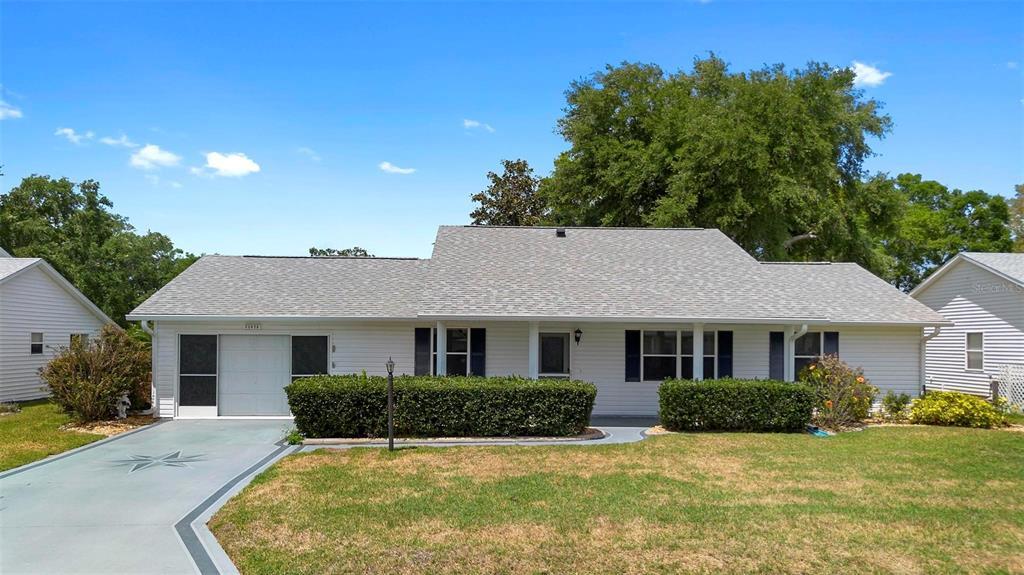 Picture of 25929 Newcombe Circle, Leesburg, FL 34748