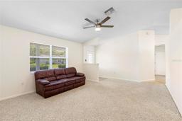 Picture of 25929 Newcombe Circle, Leesburg, FL 34748