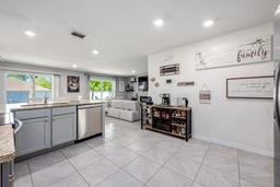 Picture of 112 Fordham Street, Deltona, FL 32725