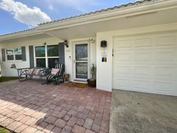 Picture of 3890 Mainlands Boulevard N, Pinellas Park, FL 33782
