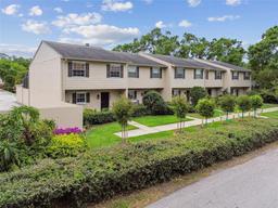 Picture of 2702 W Paxton Avenue Unit D, Tampa, FL 33611