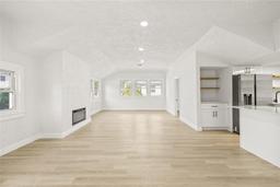 Picture of 5018 17Th Avenue N, St Petersburg, FL 33710