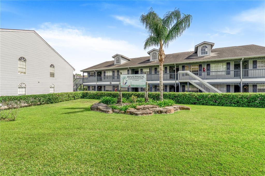 Picture of 313 Dirksen Drive Unit G4, Debary, FL 32713