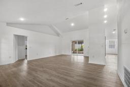 Picture of 4246 NE 32Nd Circle, Ocala, FL 34479