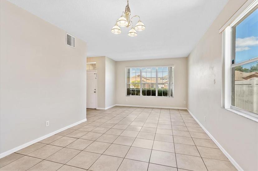 Picture of 2153 Mallard Creek Circle, Kissimmee FL 34743