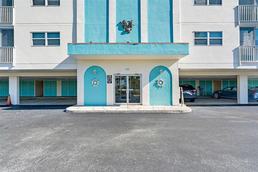 Picture of 10216 Regal Drive Unit 508, Largo FL 33774