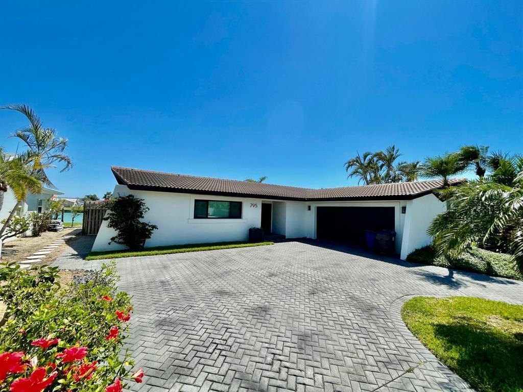 Picture of 795 119Th 795 119Th Avenue, Treasure Island, FL 33706