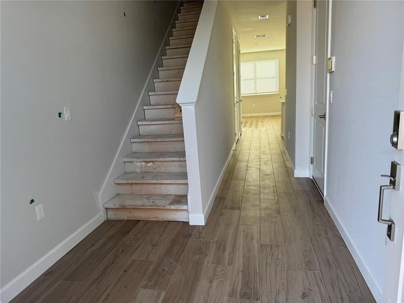 Picture of 7270 Deer Valley Cir, Tampa FL 33635