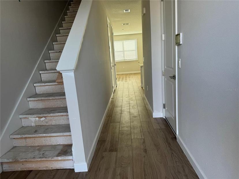 Picture of 7270 Deer Valley Cir, Tampa FL 33635