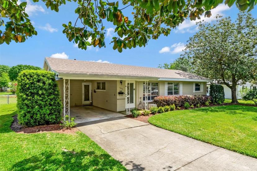 Picture of 1330 Peters Drive, Leesburg FL 34748