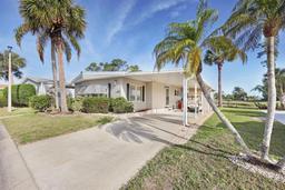Picture of 2100 Kings Highway Unit 781, Port Charlotte, FL 33980