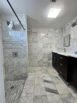Picture of 2117 W Clifton Street, Tampa, FL 33603