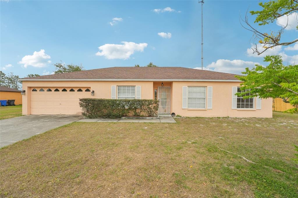 Picture of 12124 Colonial Estates Lane, Riverview, FL 33579