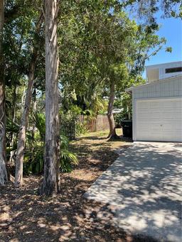 Picture of 4639 Sloan Avenue, Sarasota, FL 34233