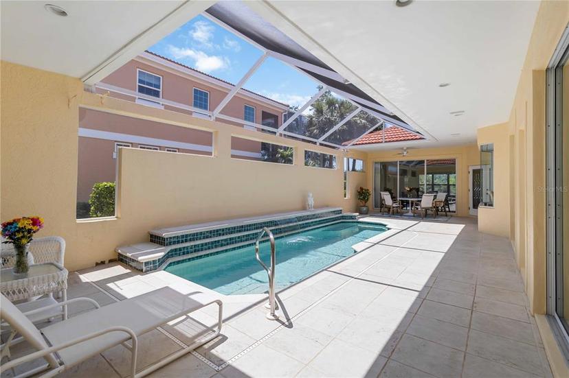 Picture of 7270 Alicante Drive Unit 3, Sarasota FL 34238