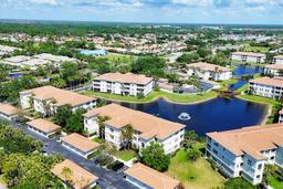 Picture of 800 San Lino Circle Unit 832, Venice, FL 34292