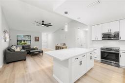 Picture of 1047 Deer Hollow Way, Sarasota, FL 34232