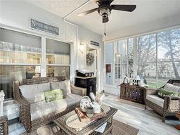 Picture of 949 SE Mayo Drive Unit 105, Crystal River, FL 34429