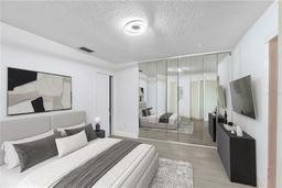 Picture of 5775 W Fernley Drive Unit 121, West Palm Beach, FL 33415