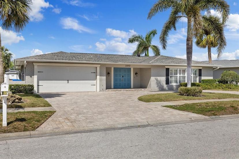 Picture of 3910 Doral Drive, Tampa FL 33634