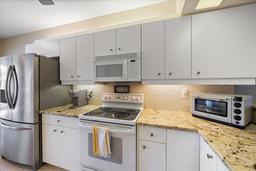 Picture of 414 Laurel Lake Drive Unit 203, Venice, FL 34292