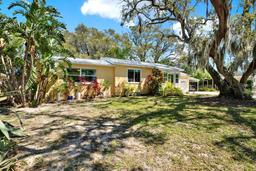 Picture of 2049 Broadway, Clearwater, FL 33755