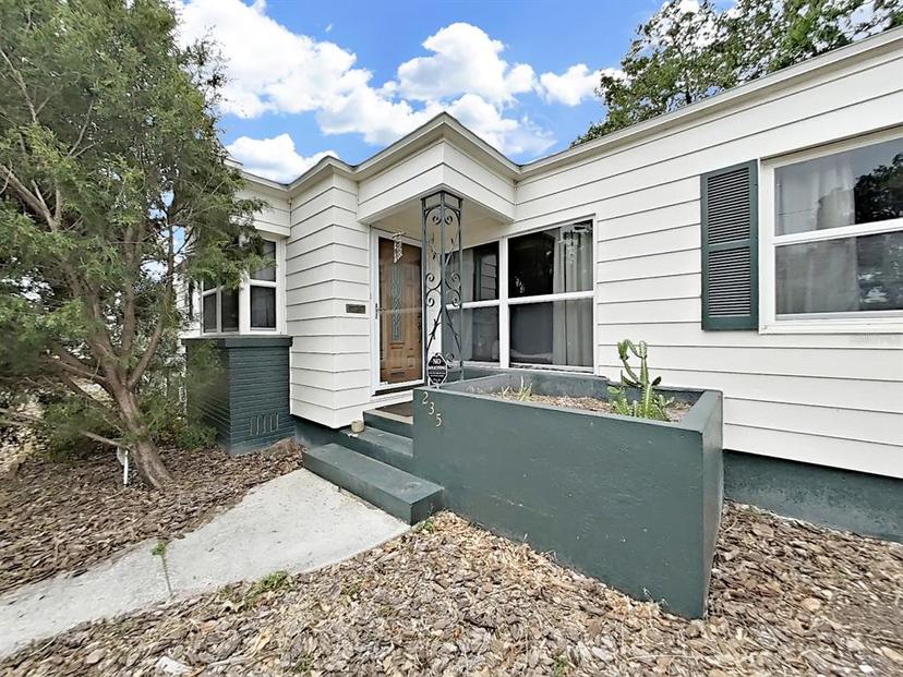 Picture of 235 38Th Street S, St Petersburg FL 33711