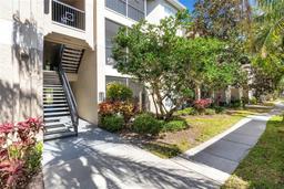 Picture of 5122 Northridge Road Unit 112, Sarasota, FL 34238