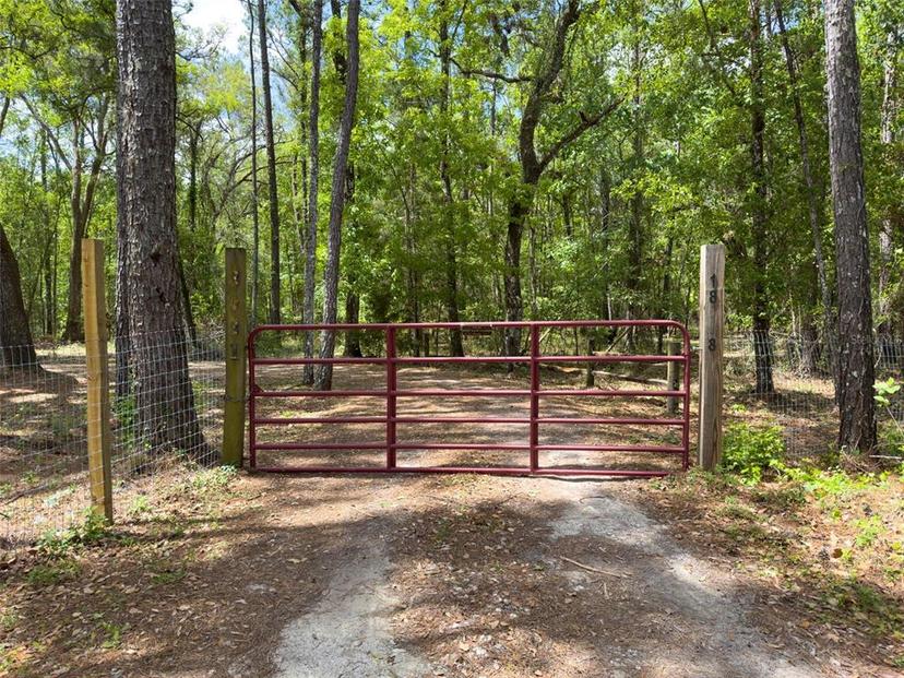 Picture of 18308 Valor Path, Brooksville FL 34604
